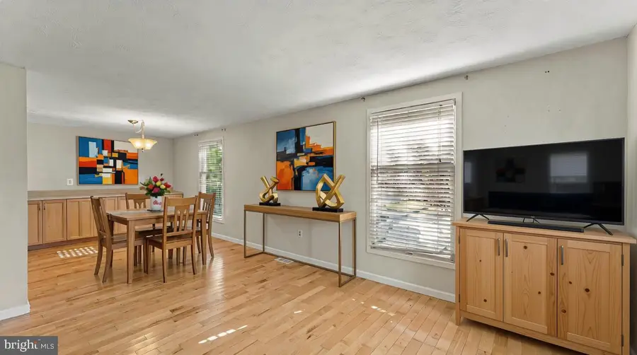 7216 Sleep Soft Cir, Columbia, MD 21045 - #2