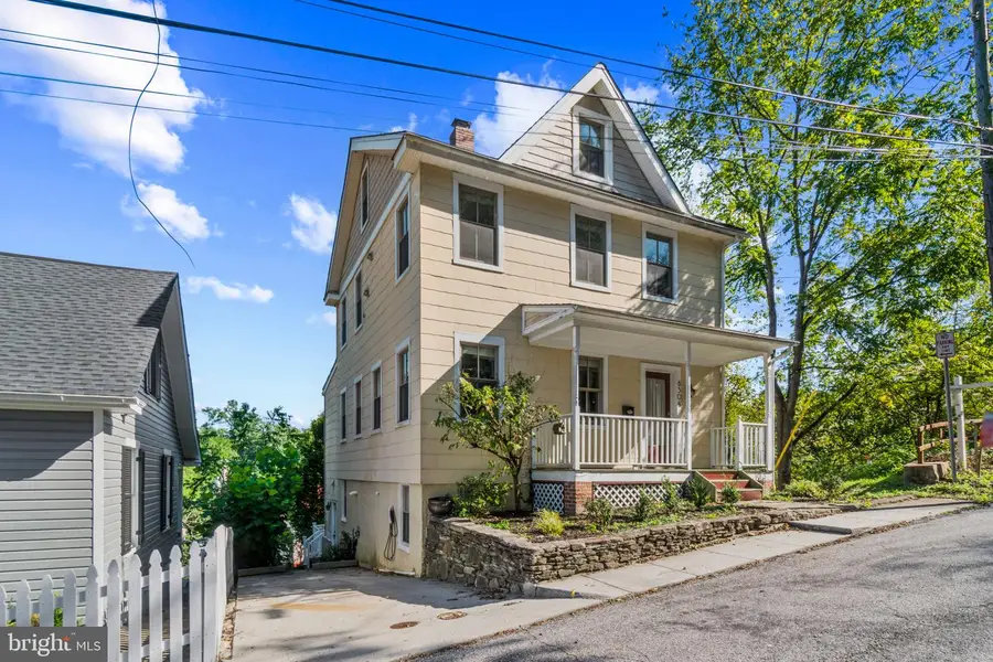 8504 Hill St, Ellicott City, MD 21043 - #3
