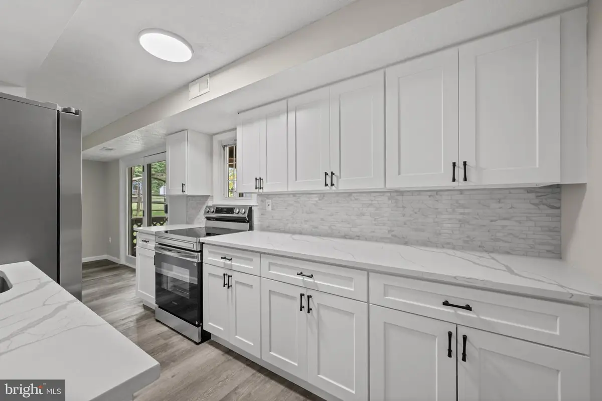 6490 Barchink Pl, Columbia, MD 21045 - #1