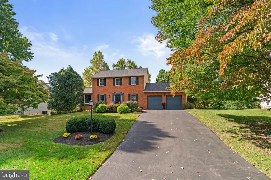 4236 Hermitage Dr, Ellicott City, MD 21042 - #3
