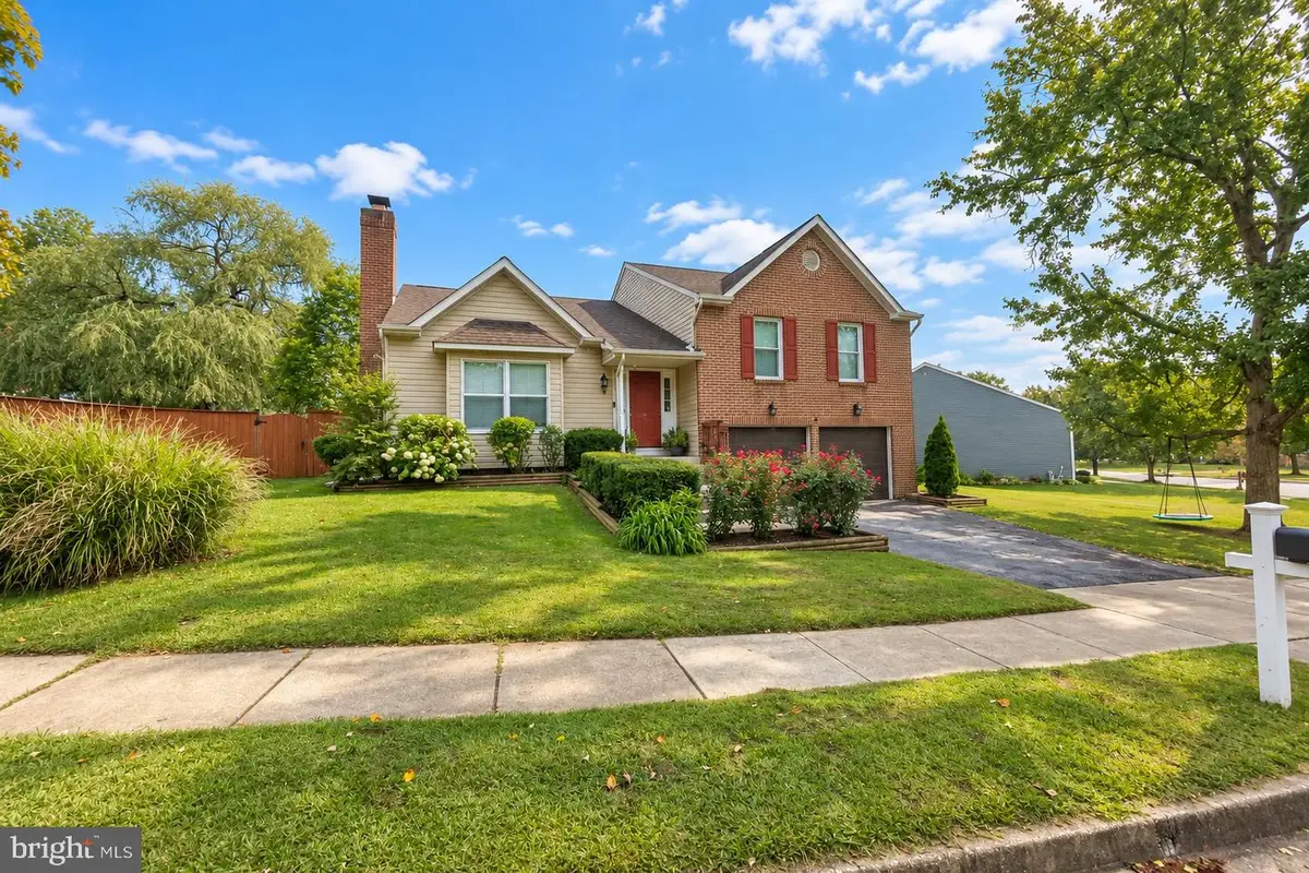 6669 Hunter Rd, Elkridge, MD 21075 - #1