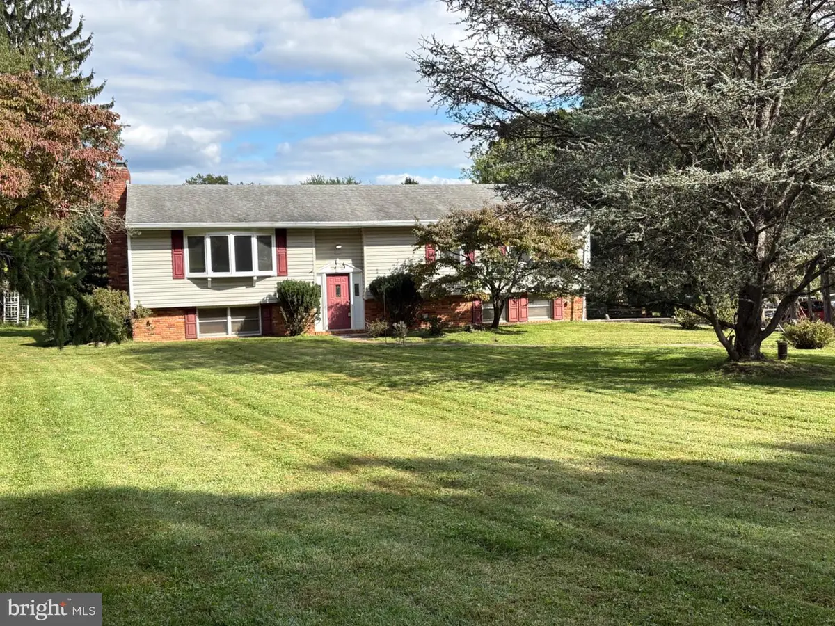 3281 Sharp Rd, Glenwood, MD 21738 - #1