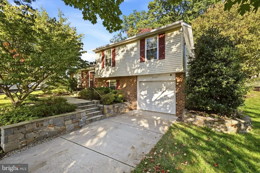 8523 Hayshed Ln, Columbia, MD 21045 - #3