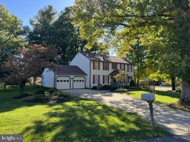 10221 Westwood Dr, Columbia, MD 21044 - #2