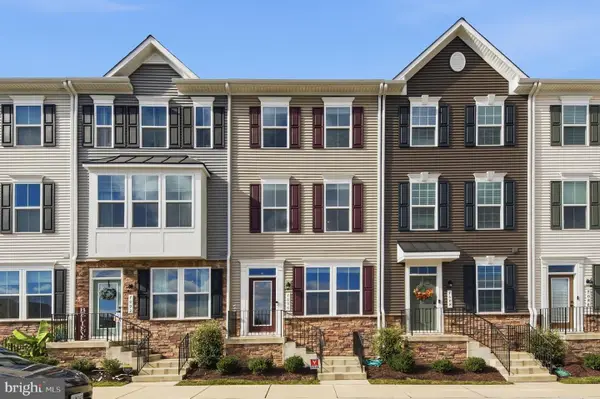 7090 Emaly Jane Ln, ELKRIDGE, MD 21075