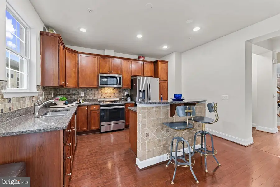 5846 Donovan Ln, Ellicott City, MD 21043 - #3