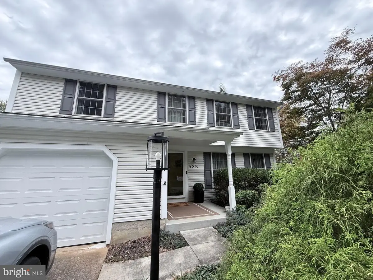 9510 Red Apple Ln, Columbia, MD 21046 - #1