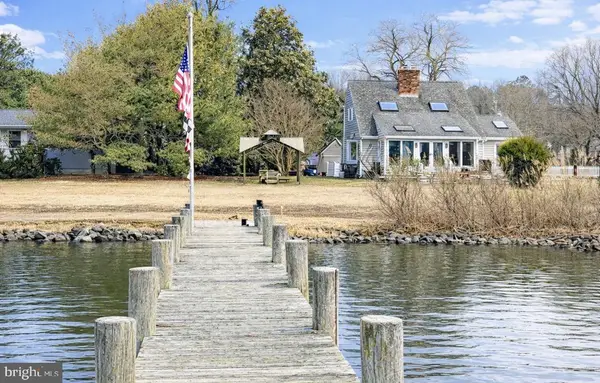 20992 Rock Hall Ave, ROCK HALL, MD 21661