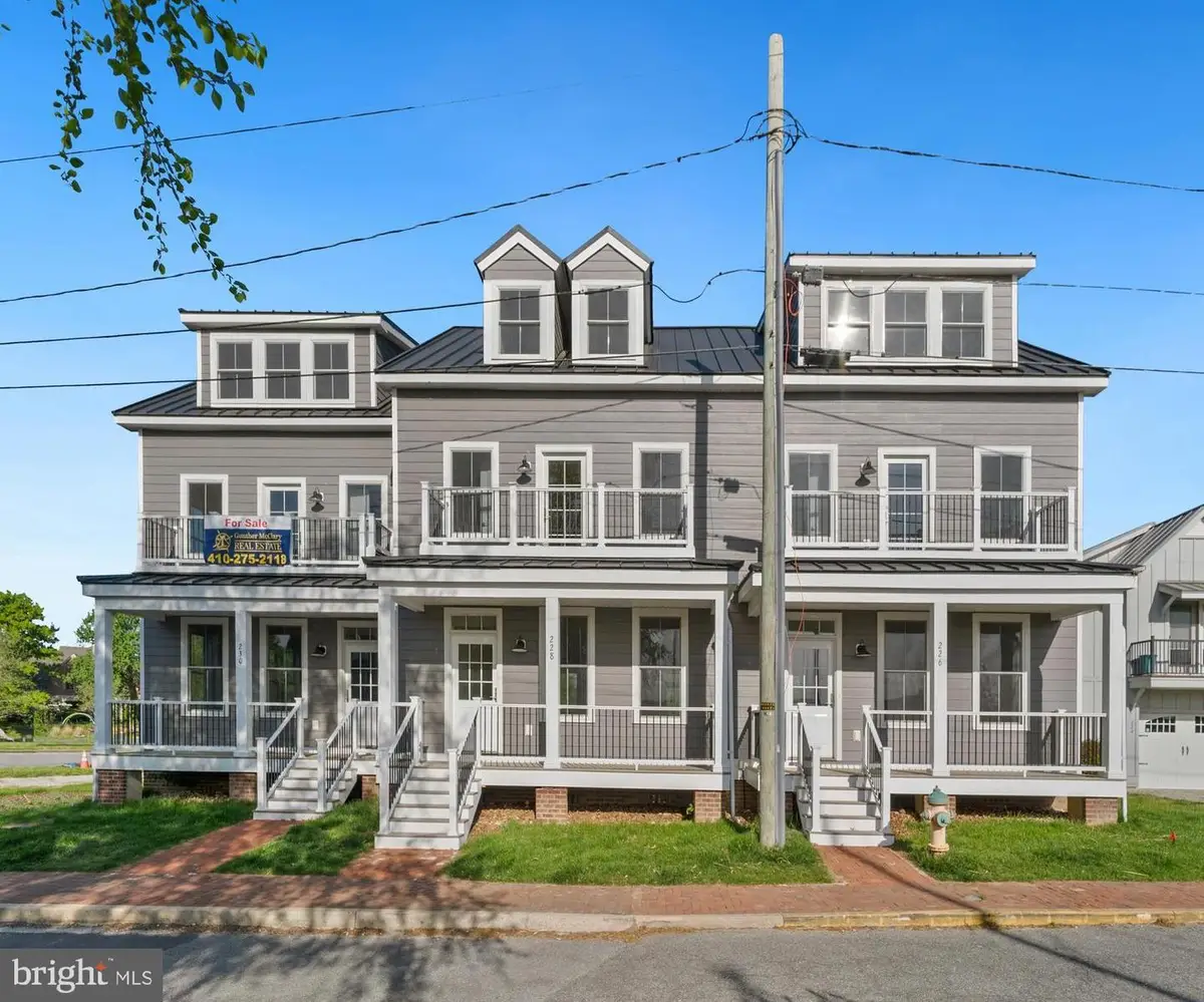 226 S Water St, Chestertown, MD 21620 - #1