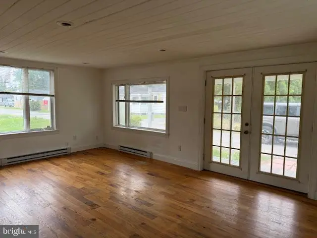 144 Prospect St, Chestertown, MD 21620 - #3