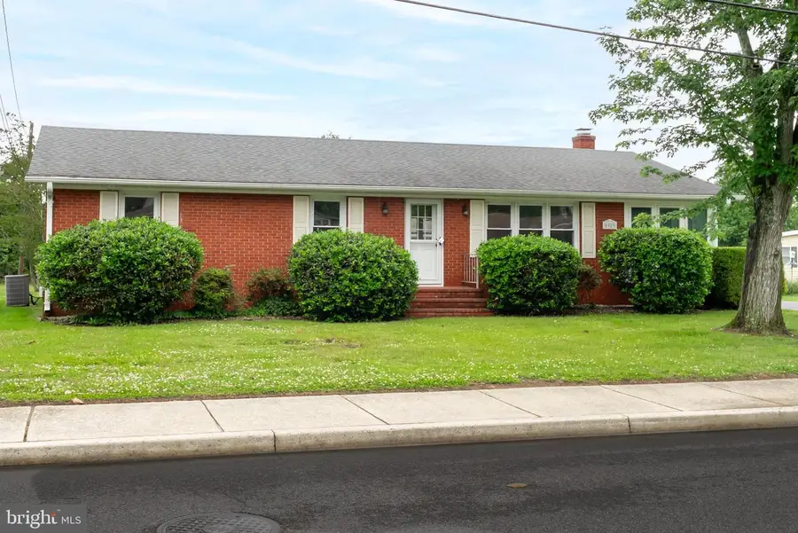 5989 N Main St, Rock Hall, MD 21661 - #2