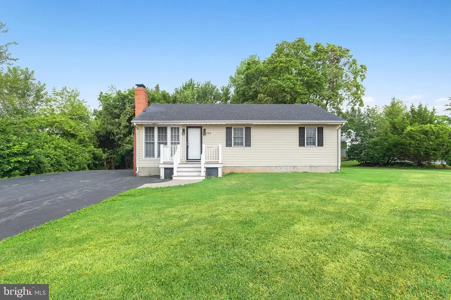 896 Washington Ave, Chestertown, MD 21620 - #2