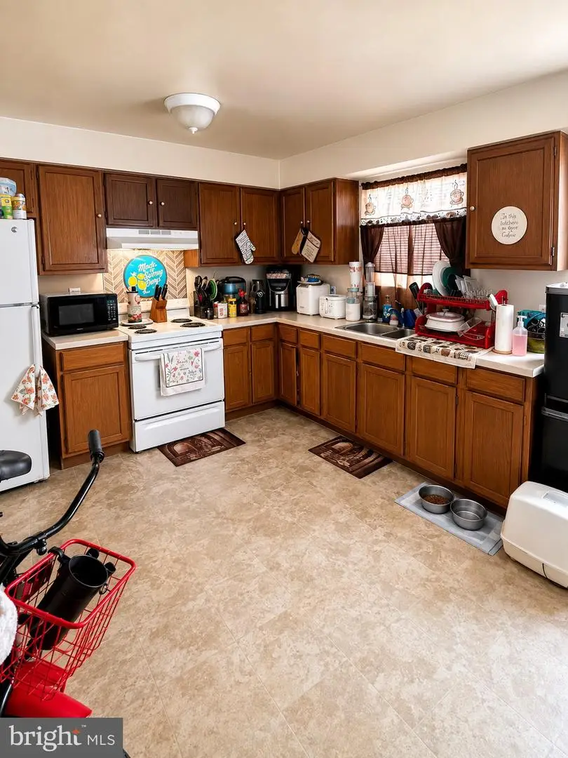 409 Calvert St, Chestertown, MD 21620 - #3