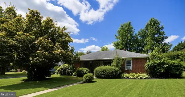 202 Pine St, CHESTERTOWN, MD 21620