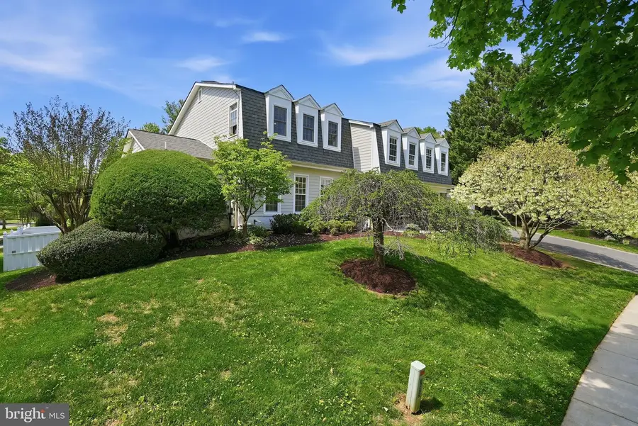 1525 W Kersey Ln, Potomac, MD 20854 - #2