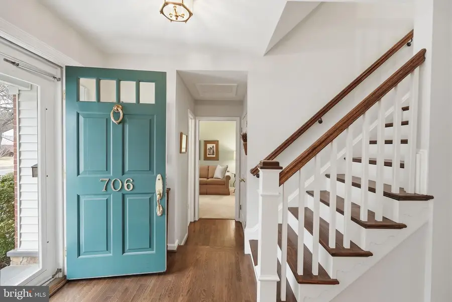 706 Fordham St, Rockville, MD 20850 - #3