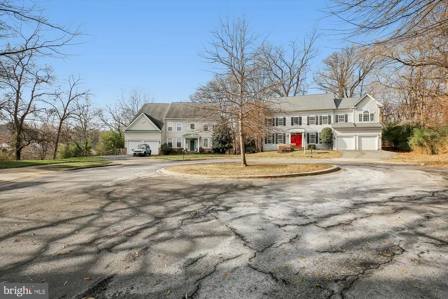 7 Big Oak Ct, Rockville, MD 20850 - Image #2