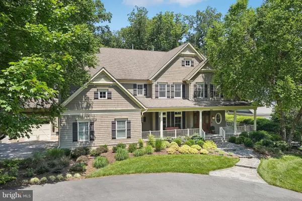 9414 Thrush Ln, POTOMAC, MD 20854