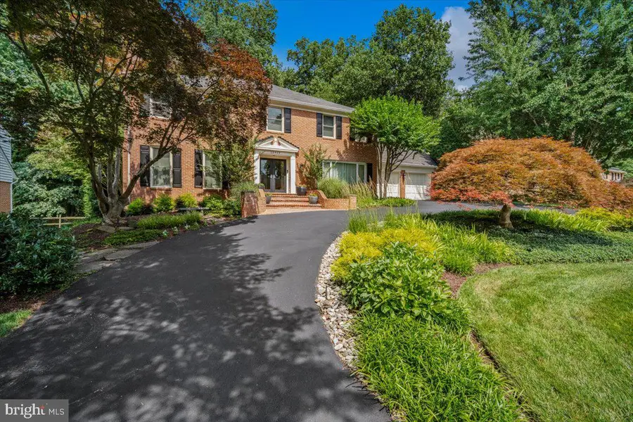 10913 Roundtable Ct, Rockville, MD 20852 - #2