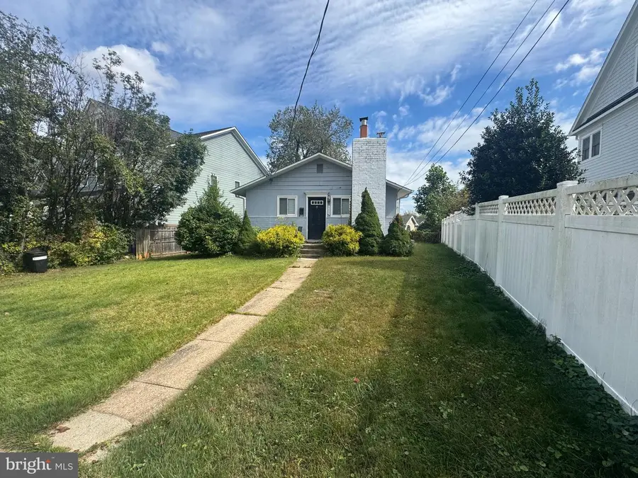 10003 Edward Ave, Bethesda, MD 20814 - Image #2