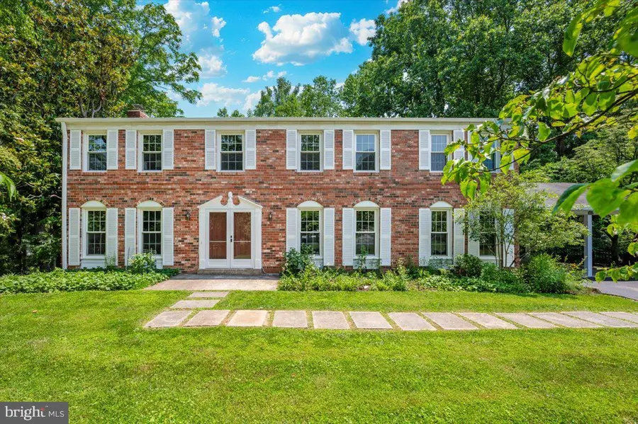 302 Notley Ct, Silver Spring, MD 20905 - Image #2