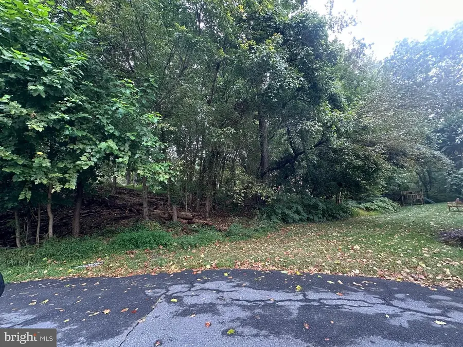 7731 Arrowood Ct, Bethesda, MD 20817 - Image #3