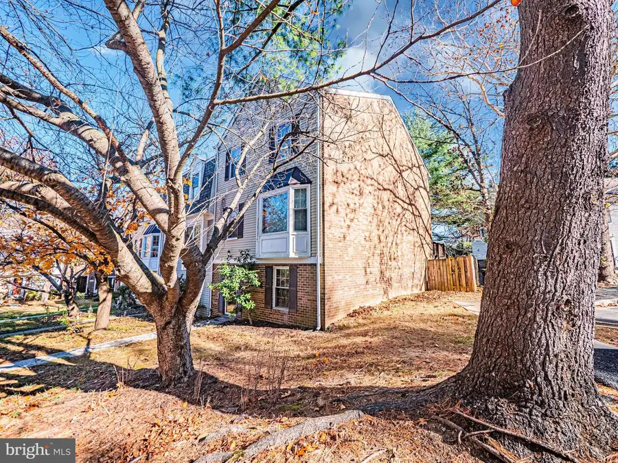 101 Kestrel Ct, Gaithersburg, MD 20879 - Image #2