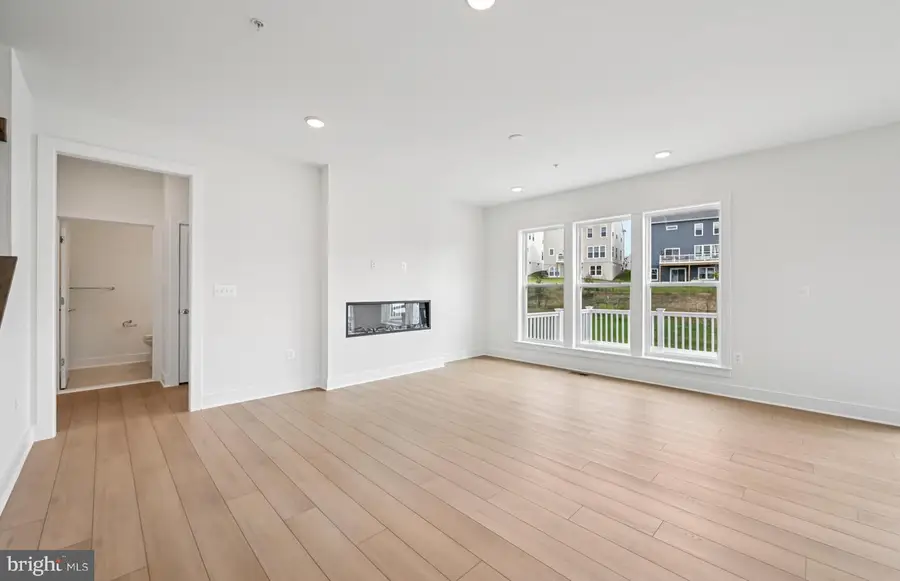 22514 Sculpin Brook Rd, Boyds, MD 20841 - Image #2