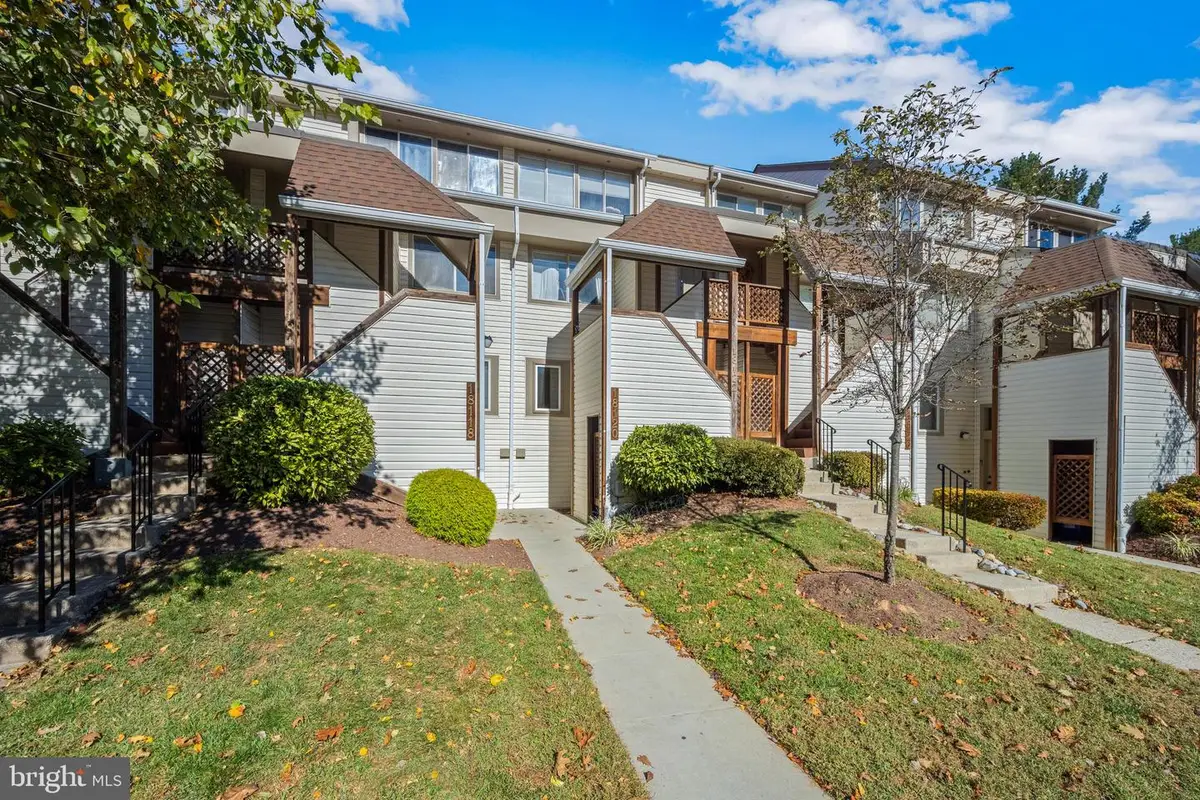 18120 Windsor Hill Dr #106a, Olney, MD 20832 - Image #1