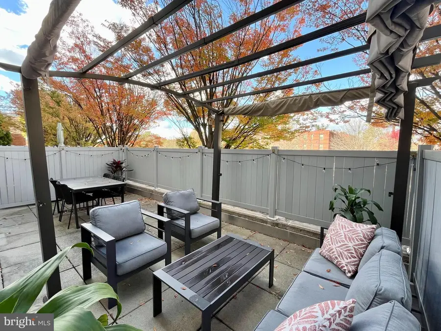 8045 Newell St #112, Silver Spring, MD 20910 - Image #2