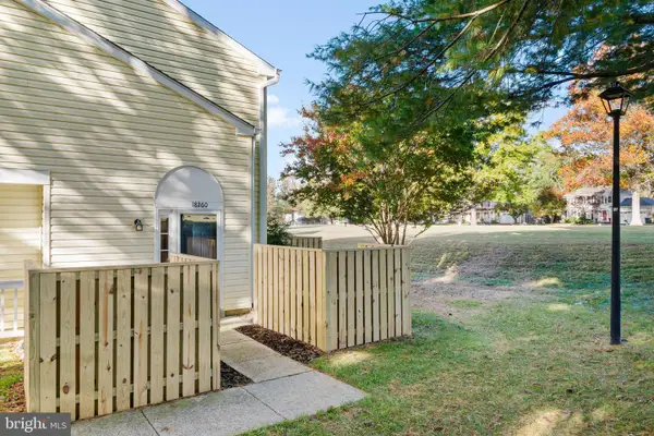 18260 Rolling Meadow Way #24, OLNEY, MD 20832