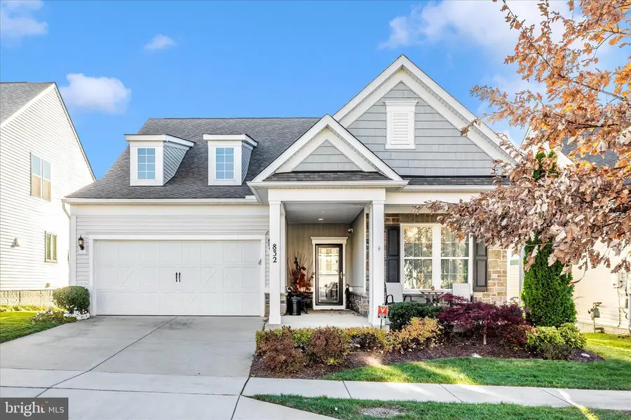 832 Butterfly Weed Dr, Germantown, MD 20876 - Image #3