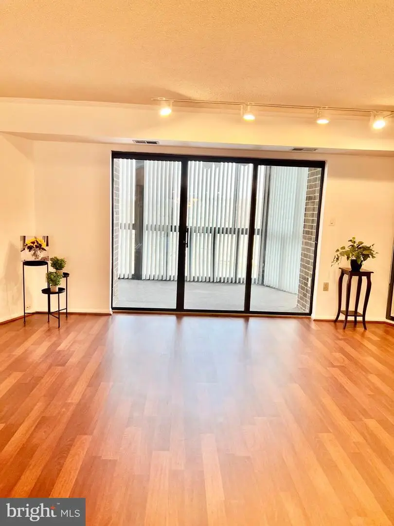 15115 Interlachen Dr #3-603, Silver Spring, MD 20906 - Image #1