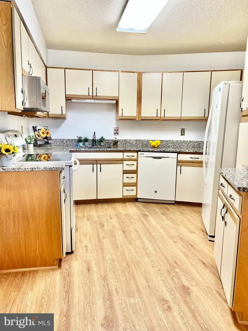 15115 Interlachen Dr #3-603, Silver Spring, MD 20906 - Image #3