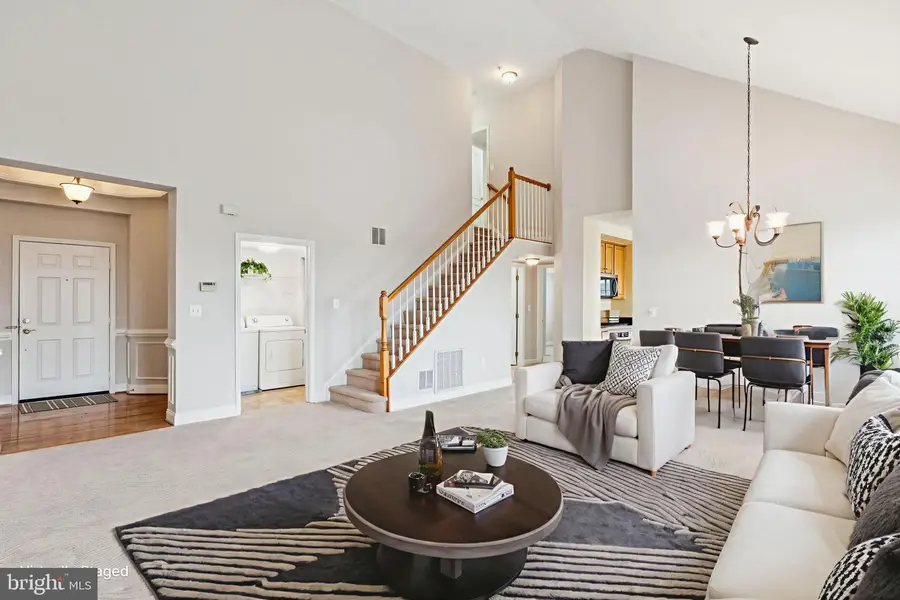 305 Redland Blvd #402, Rockville, MD 20850 - Image #3