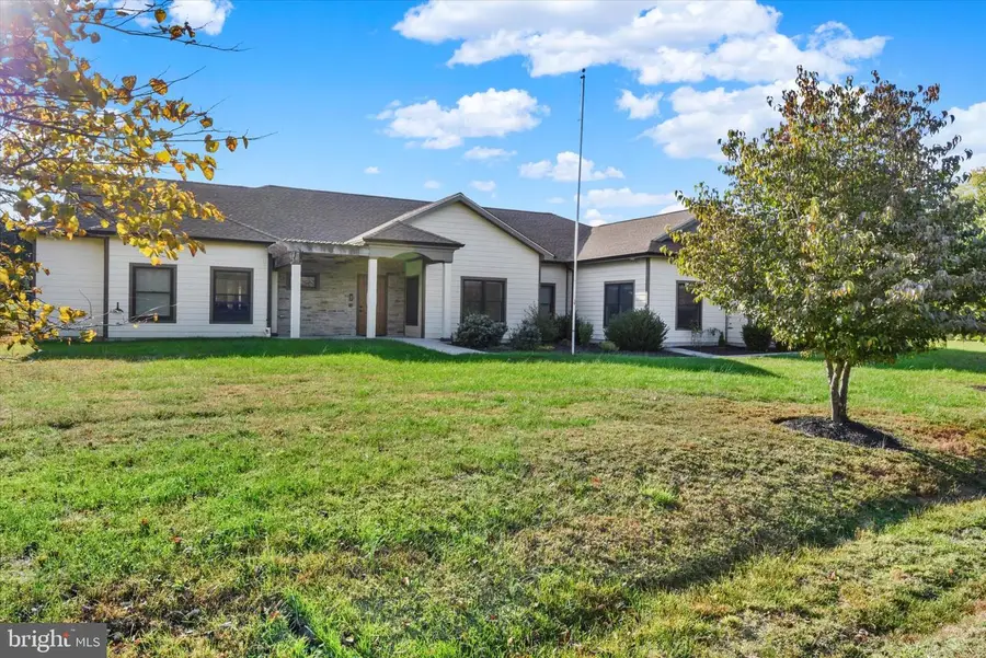 8368 Hawkins Creamery Rd, Gaithersburg, MD 20882 - Image #3