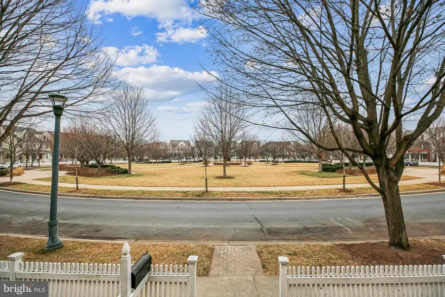 1105 Pleasant Cir, Rockville, MD 20850 - Image #3