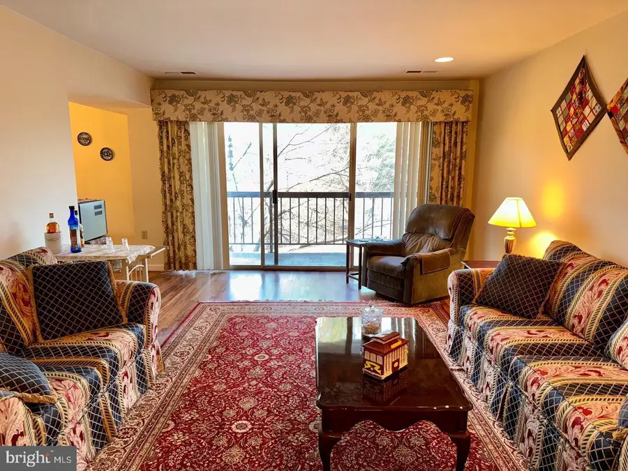 18617 Walkers Choice Rd #18617, Gaithersburg, MD 20886 - Image #3