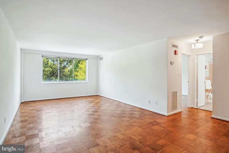 4977 Battery Ln #1-319, Bethesda, MD 20814 - Image #2