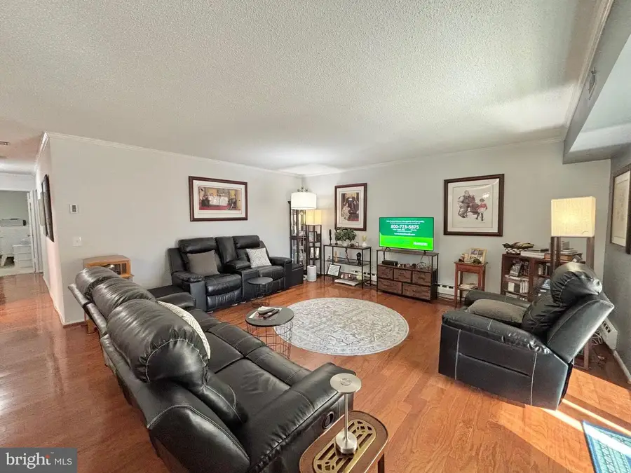 15111 Glade Dr #12-3d, Silver Spring, MD 20906 - Image #3