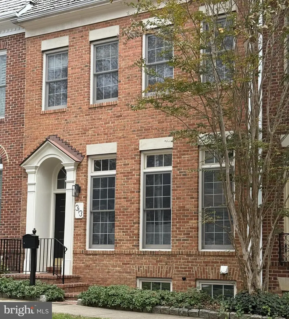 313 Hart Rd, Gaithersburg, MD 20878 - Image #1