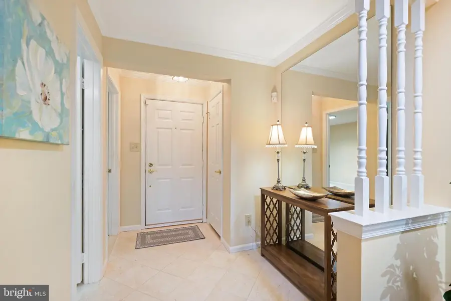 5704 Brewer House Cir #101, North Bethesda, MD 20852 - Image #3