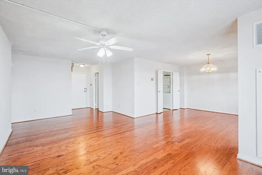 7420 Westlake Ter #1008, Bethesda, MD 20817 - Image #3