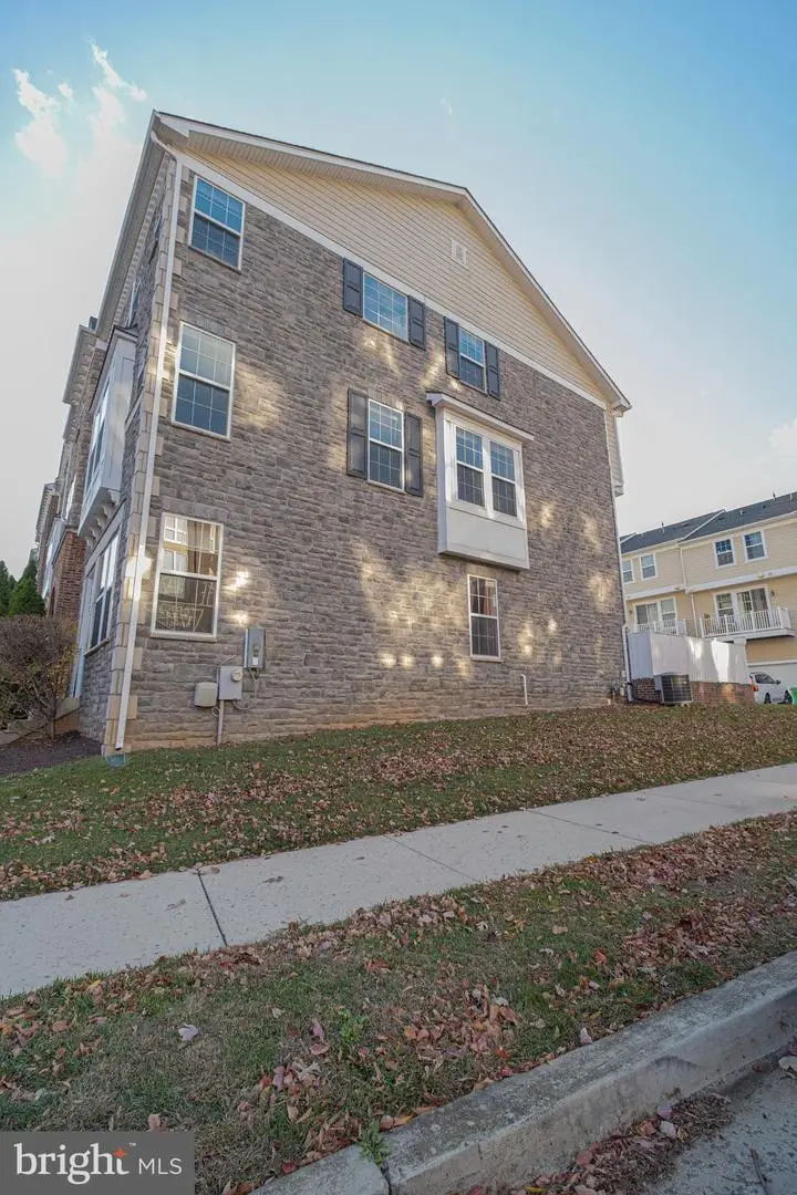 502 Cobbler Pl, Gaithersburg, MD 20877 - Image #3