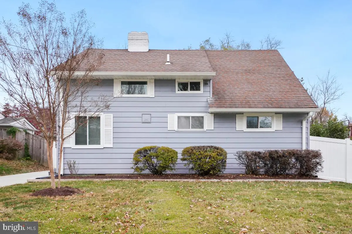 5707 Wainwright Ave, Rockville, MD 20851 - Image #1