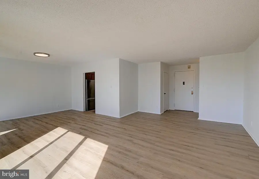 5225 Pooks Hill Rd #911n, Bethesda, MD 20814 - Image #2