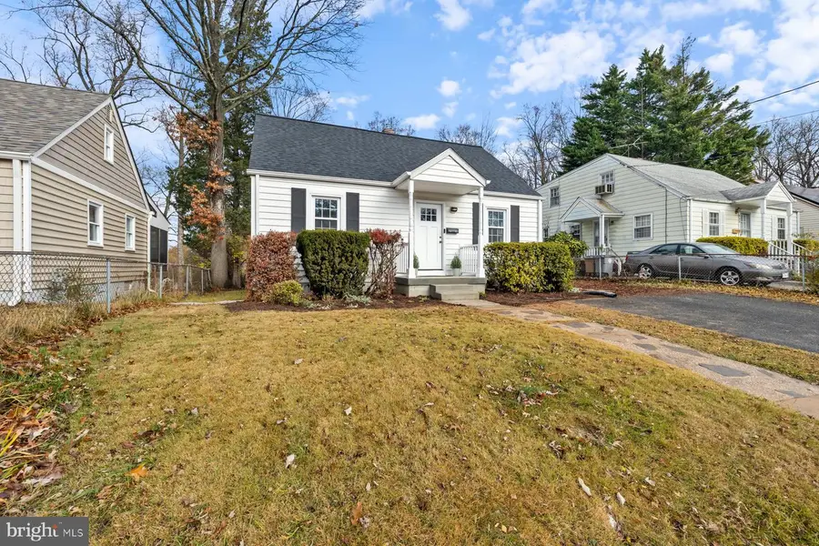 527 Beall Ave, Rockville, MD 20850 - Image #2