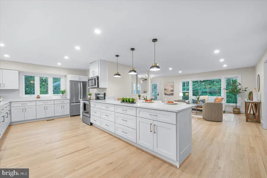 901 Hobbs Dr, Silver Spring, MD 20904 - Image #3