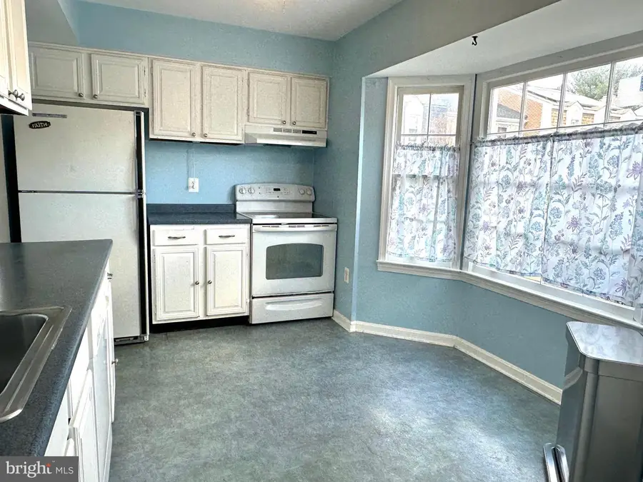 9238 Hummingbird Ter, Gaithersburg, MD 20879 - Image #2