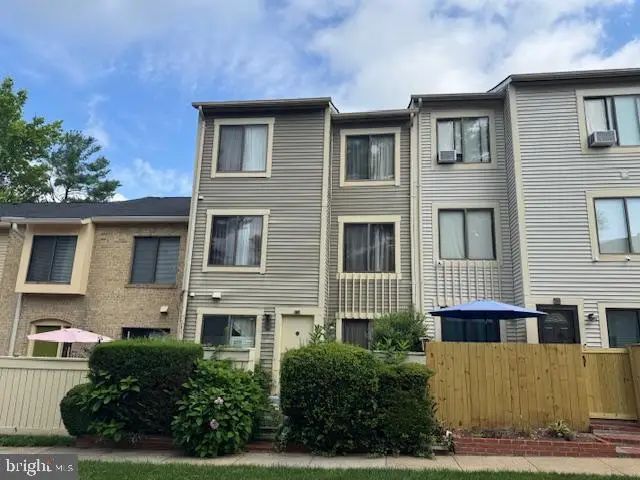 9416 Penshurst Ct, Gaithersburg, MD 20886 - Image #3